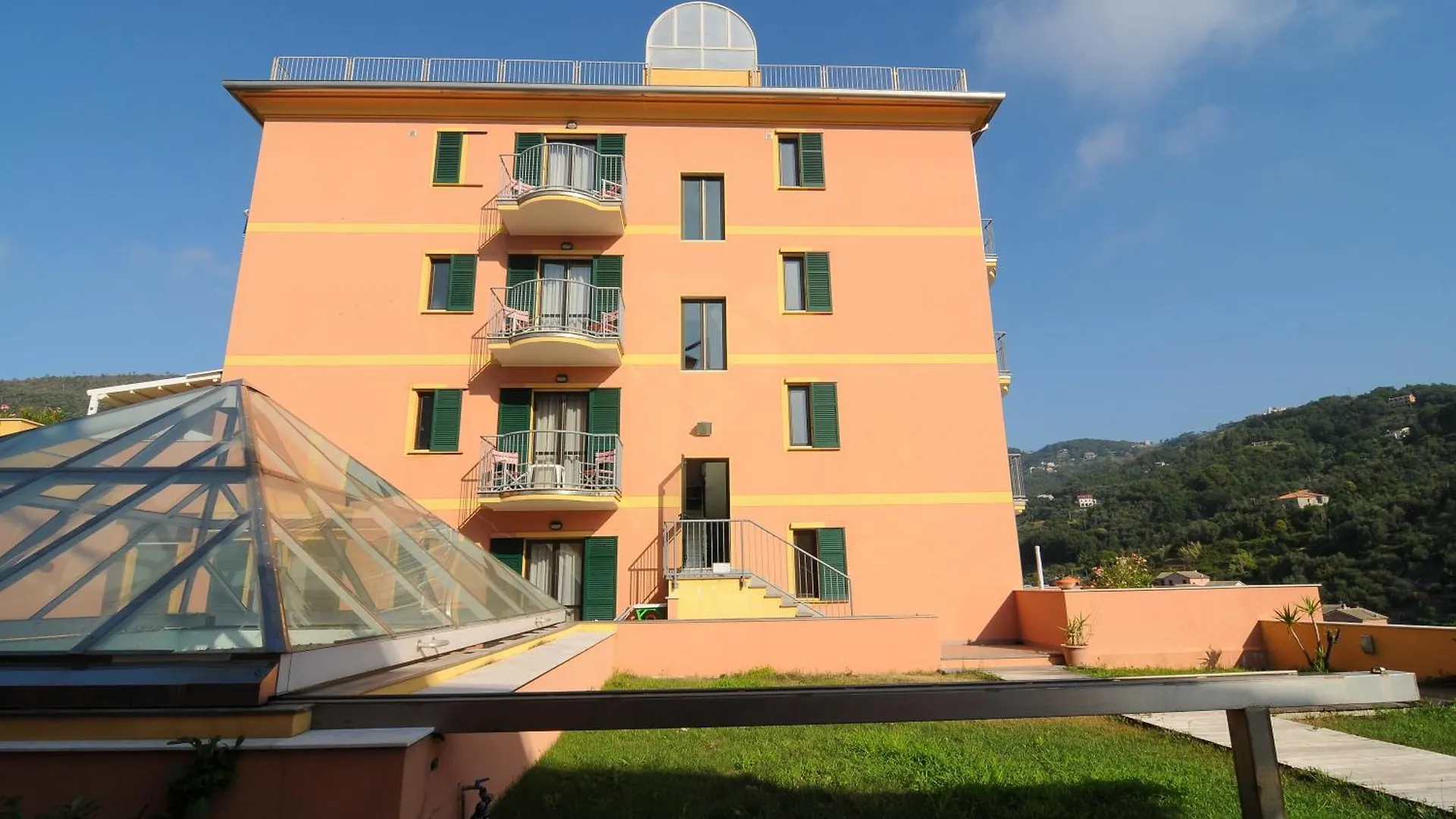 Hotel Residence Mondial Moneglia 3*,