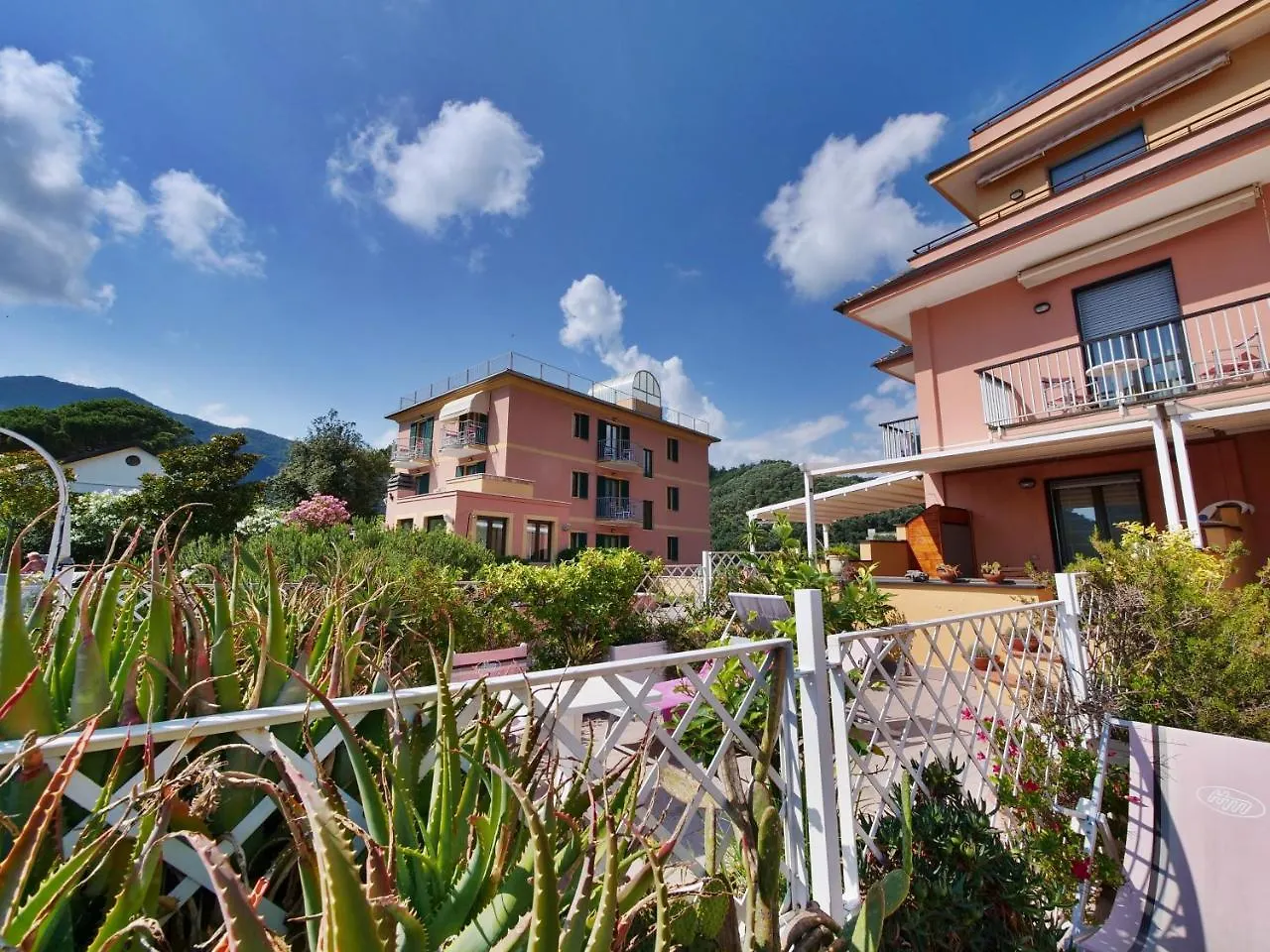 Hotel Residence Mondial Moneglia